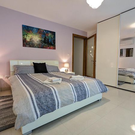 Apartamento Sweetholidays Malta Sliema Exterior foto